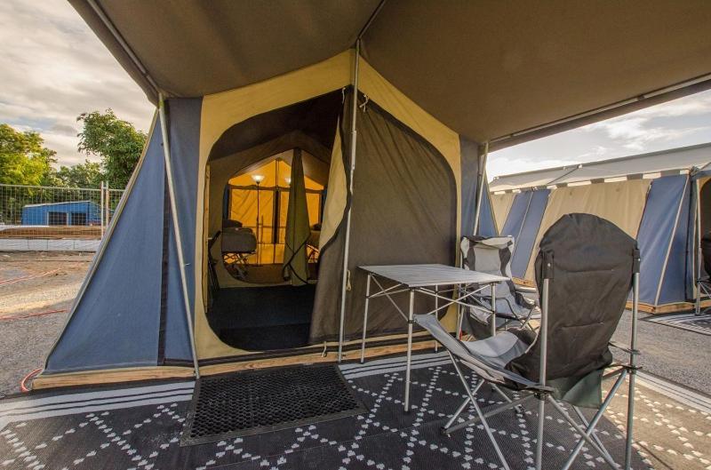Mycow Accommodation Mackay Esterno foto