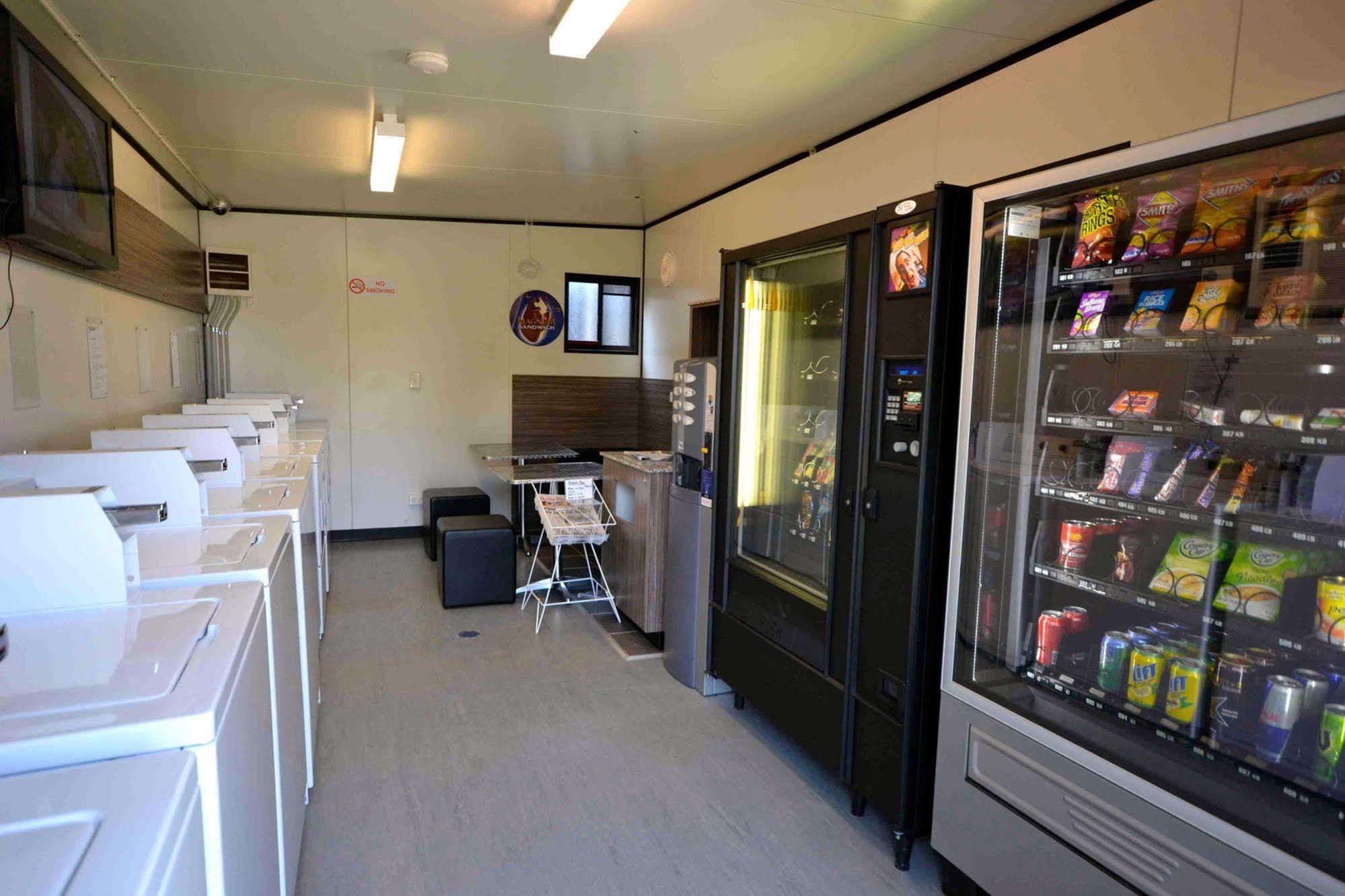 Mycow Accommodation Mackay Esterno foto
